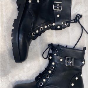 Zara brand new leather boots